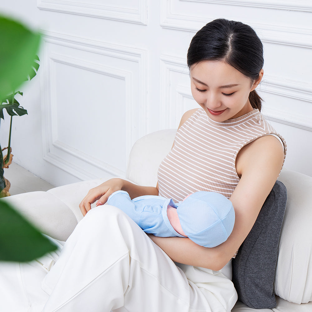 Feeding Mom Back Support while feeding baby